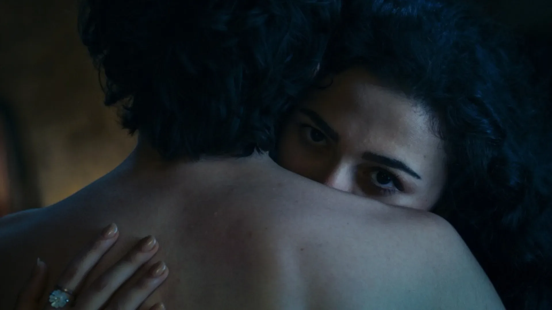 Mariam Dawoud as Farasha in Ghost Song’s black-and-white Hamburg setting