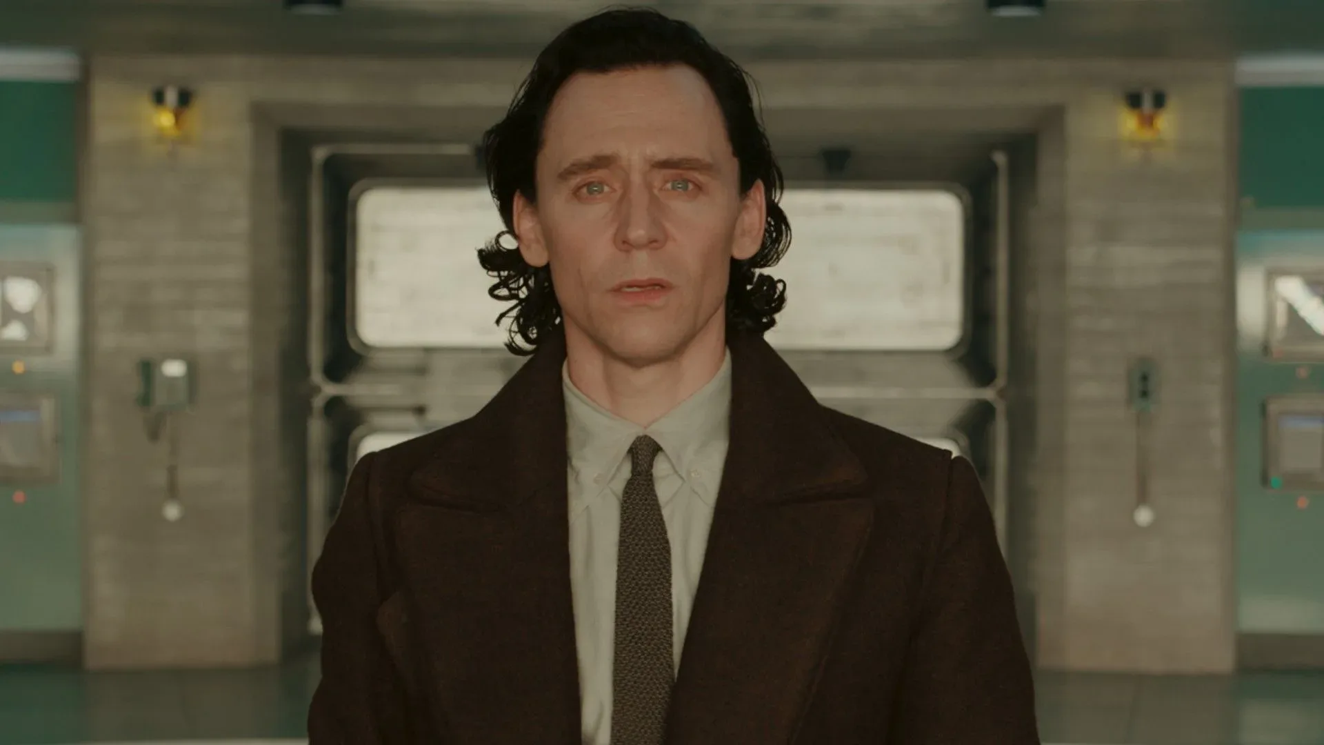 Tom Hiddleston discussing the themes of Star Wars