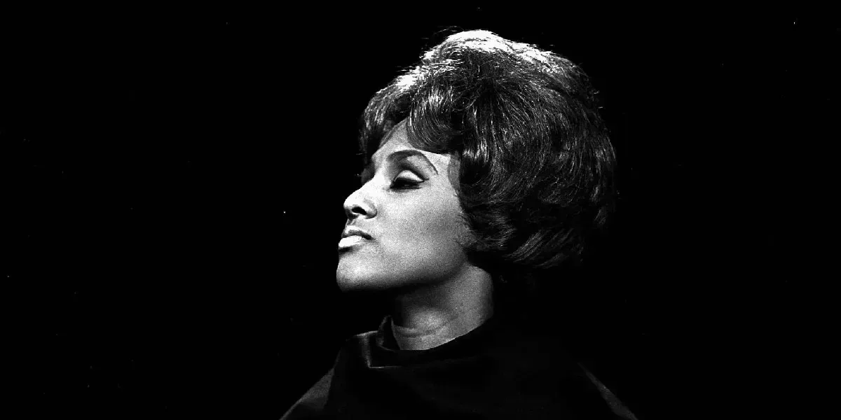 Darlene Love in a studio performance for I Know Where I’ve Been