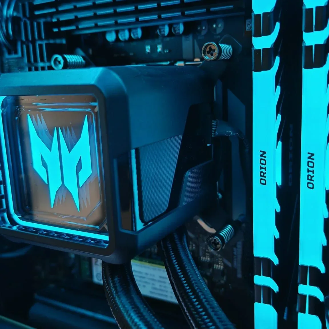 The pump header of the Acer Predator Orion 7000 (2025)'s AIO cooler