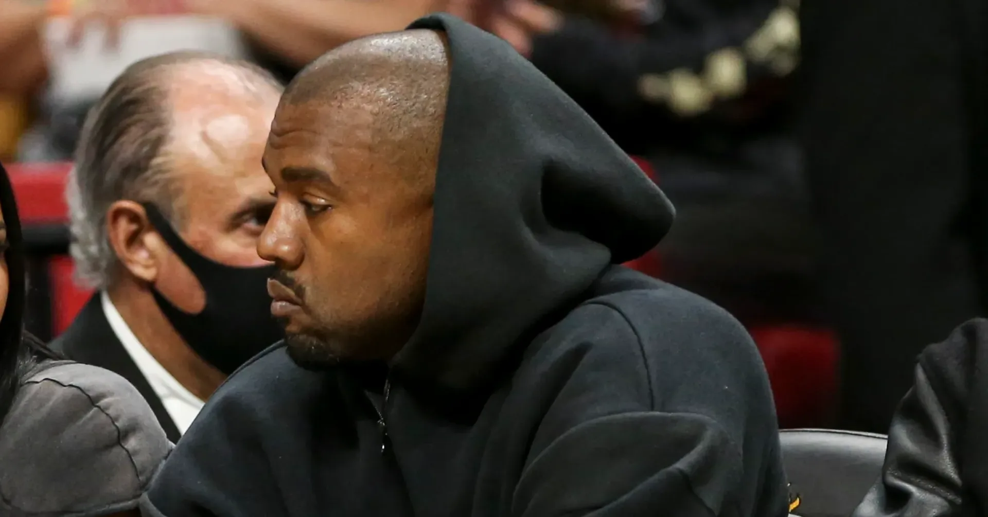Ye performing during a Chicago homecoming concert