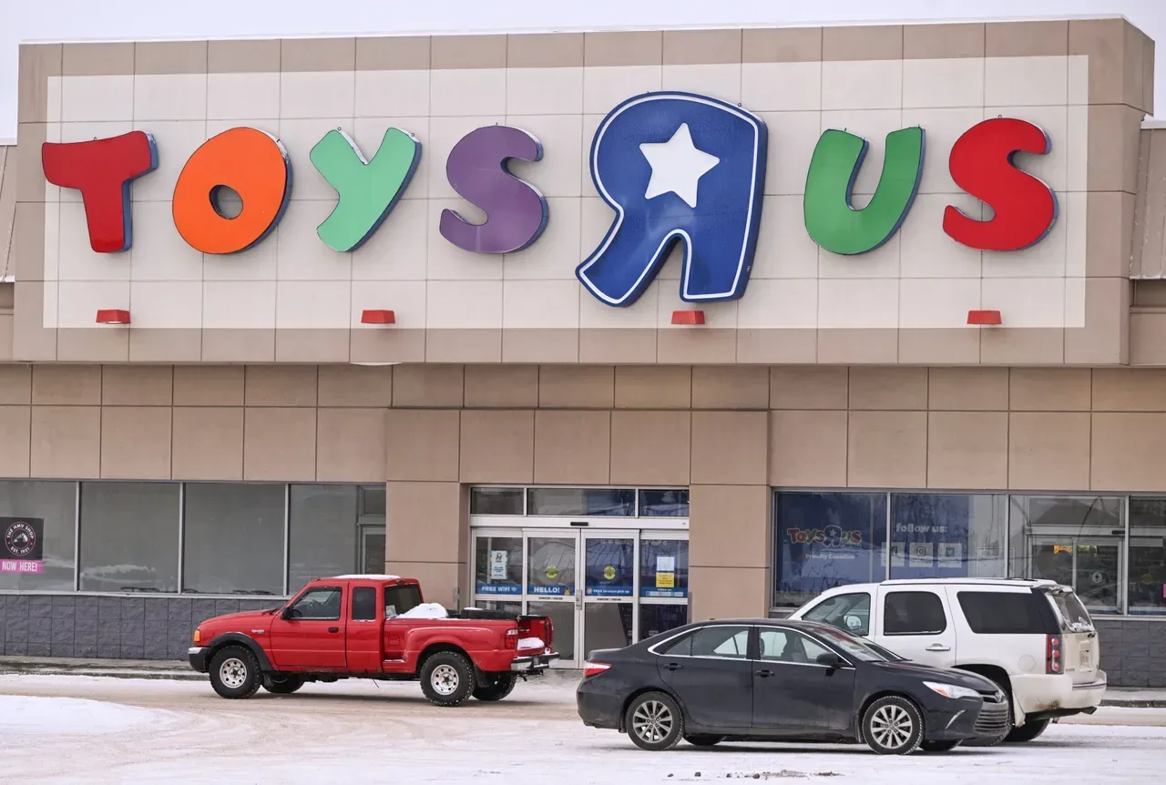 Toys ‘R’ Us Plans 120 New US Stores, Turning the Holiday Toy Run Into a Retail Respawn