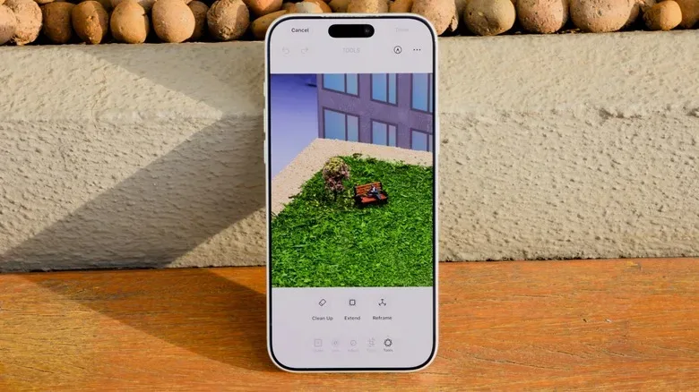 Illustration of unwanted background objects being removed from an iPhone photo
