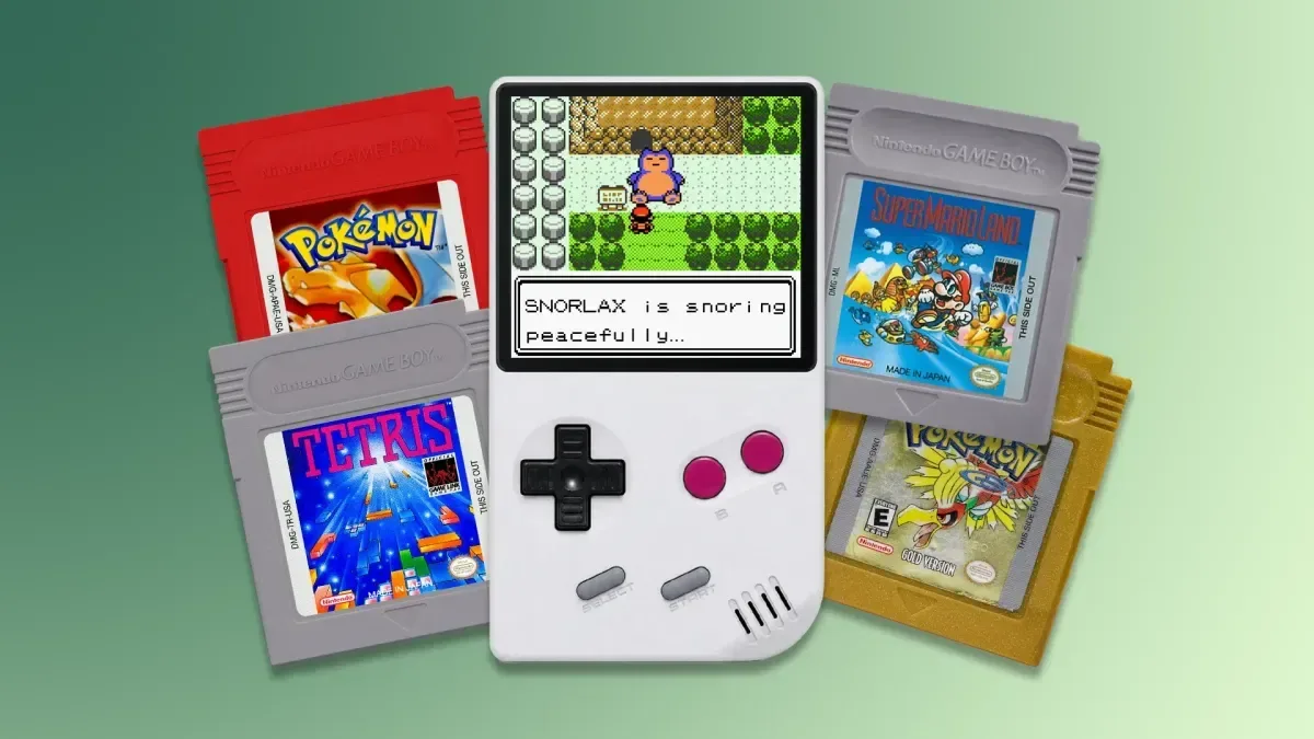 FunnyPlaying FPGB Mini handheld with Game Boy and Game Boy Color cartridge support