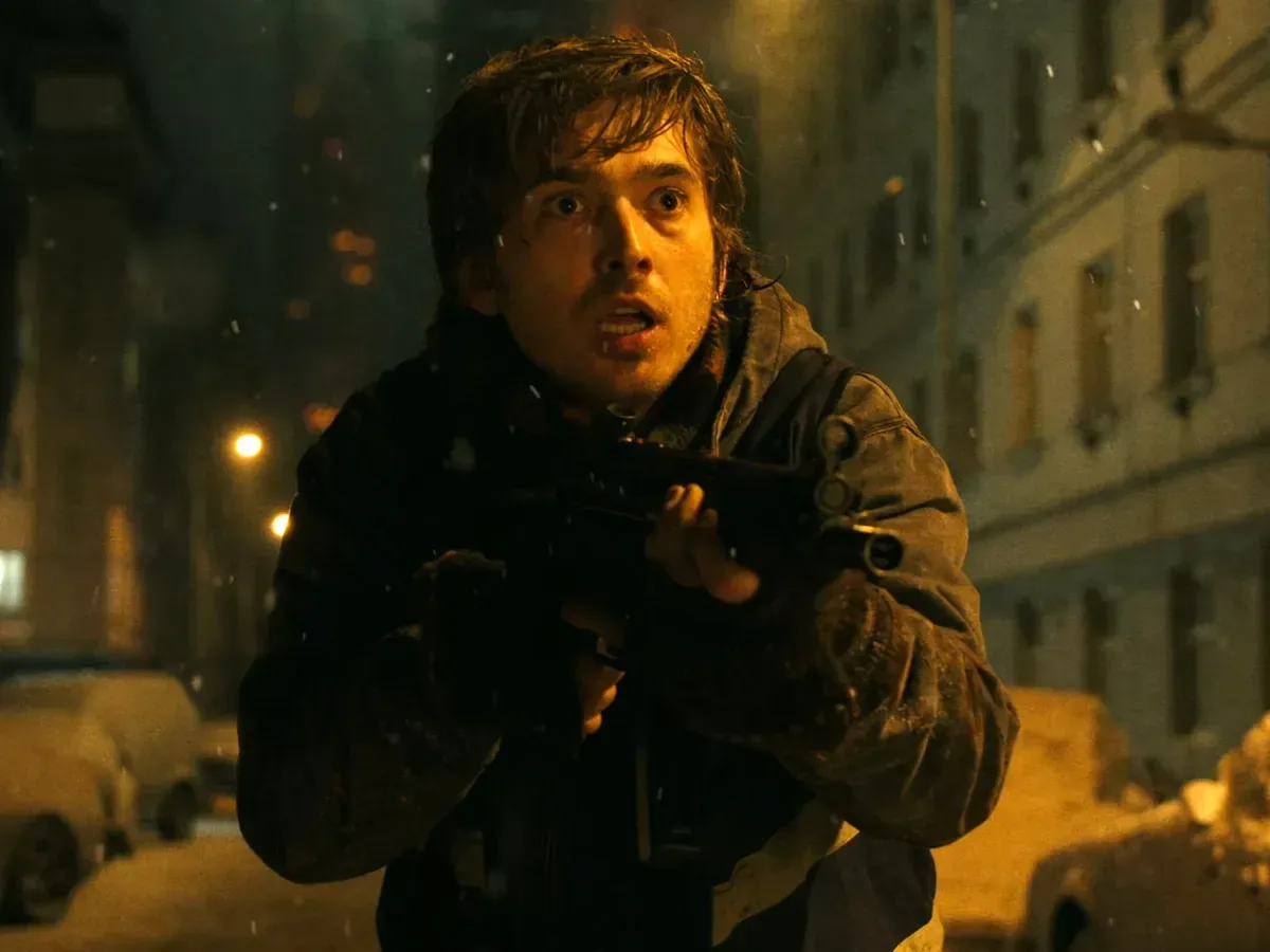 A snowy Raccoon City setting from Resident Evil