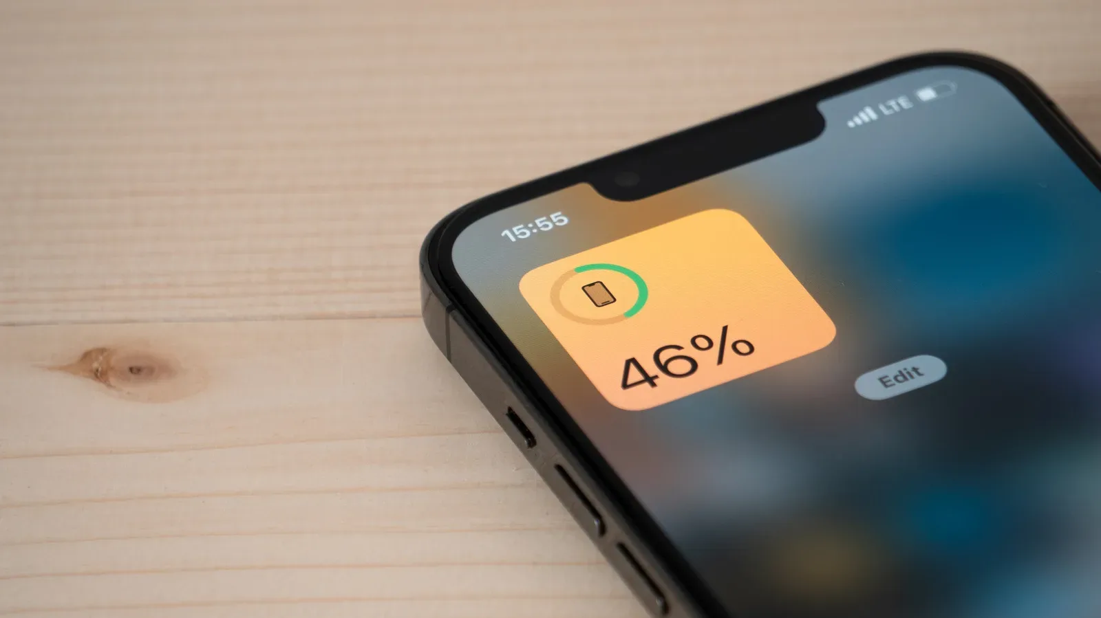 iPhone Settings screen opened to the Battery menu