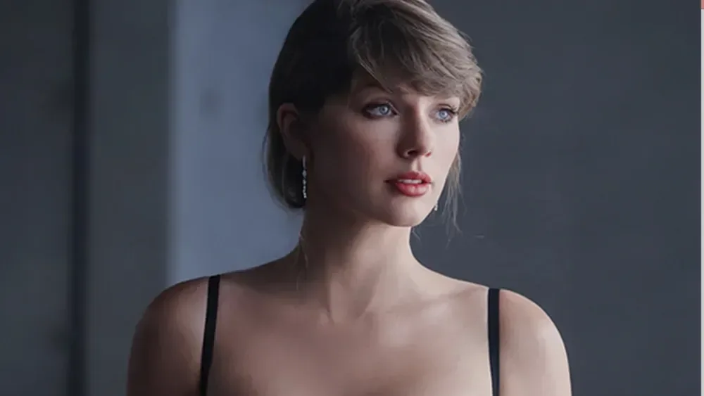 Taylor Swift’s ‘The Life of a Showgirl: Encore’ Sets Two 2026 Spotify Marks