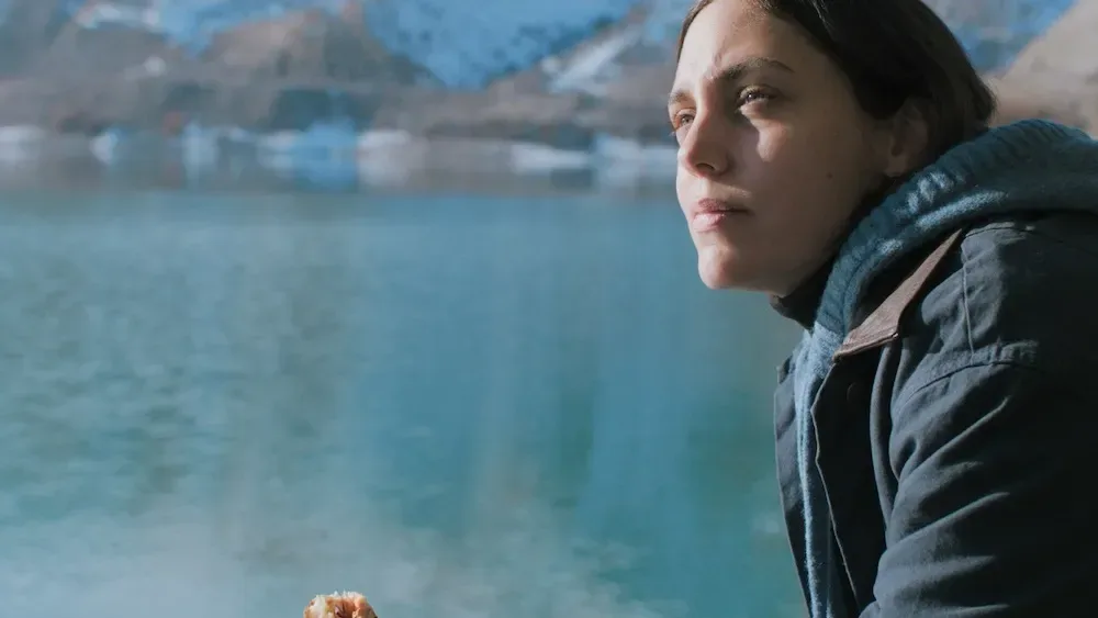 Metin Akdülger and Ali Kayra Kul in What Remains
