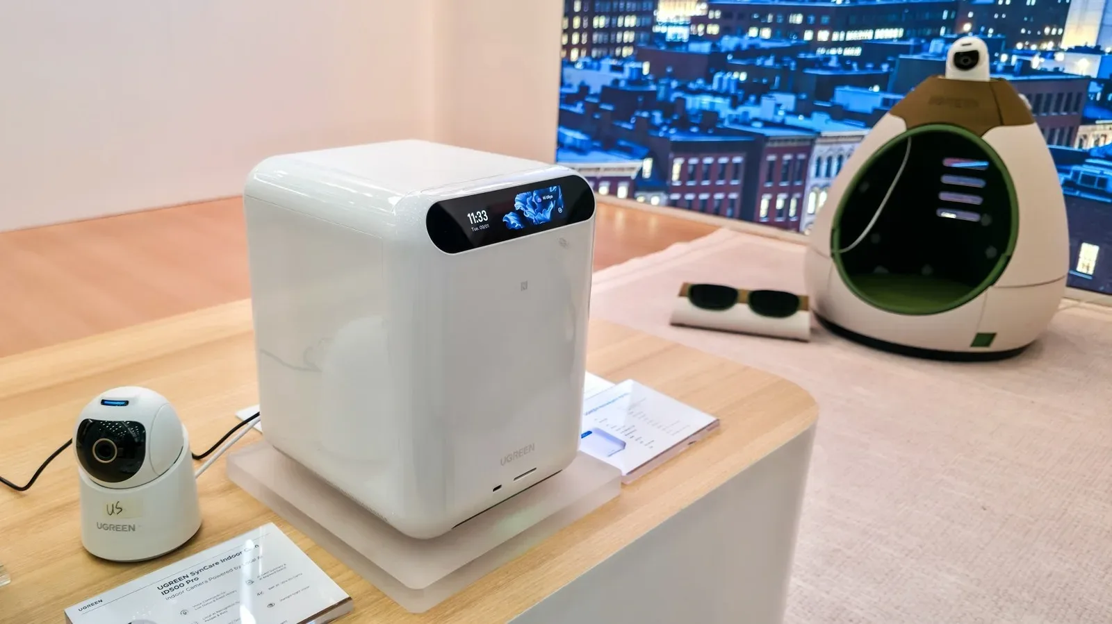 Ugreen MasterAgent MA100 local AI smart home hub