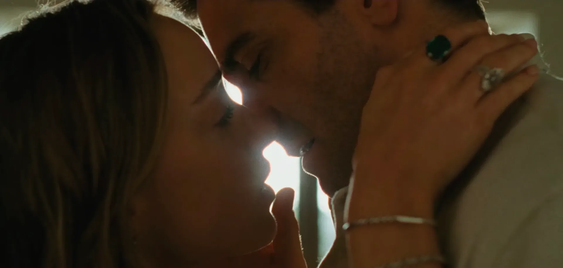 Jake Gyllenhaal and Phoebe Dynevor in the trailer for Remain