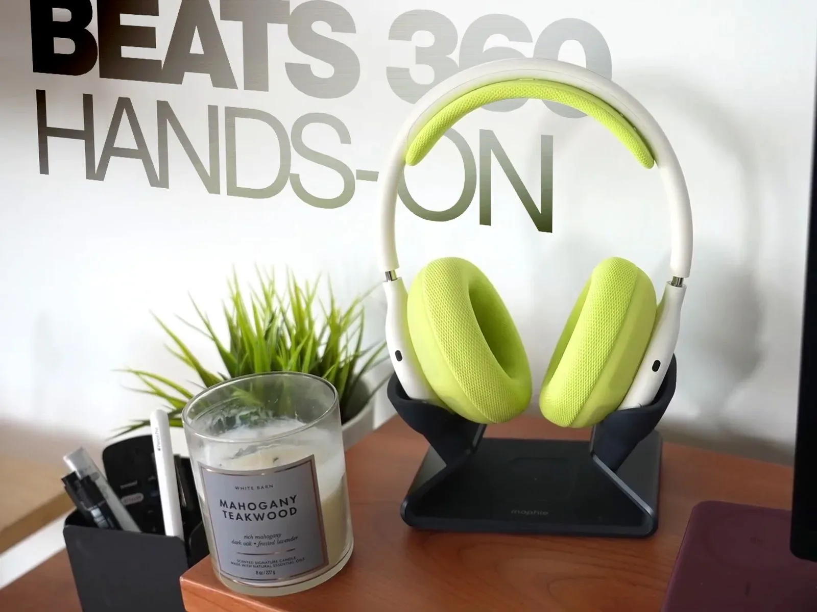 Beats 360 UltraPlush and Performance Knit cushion options