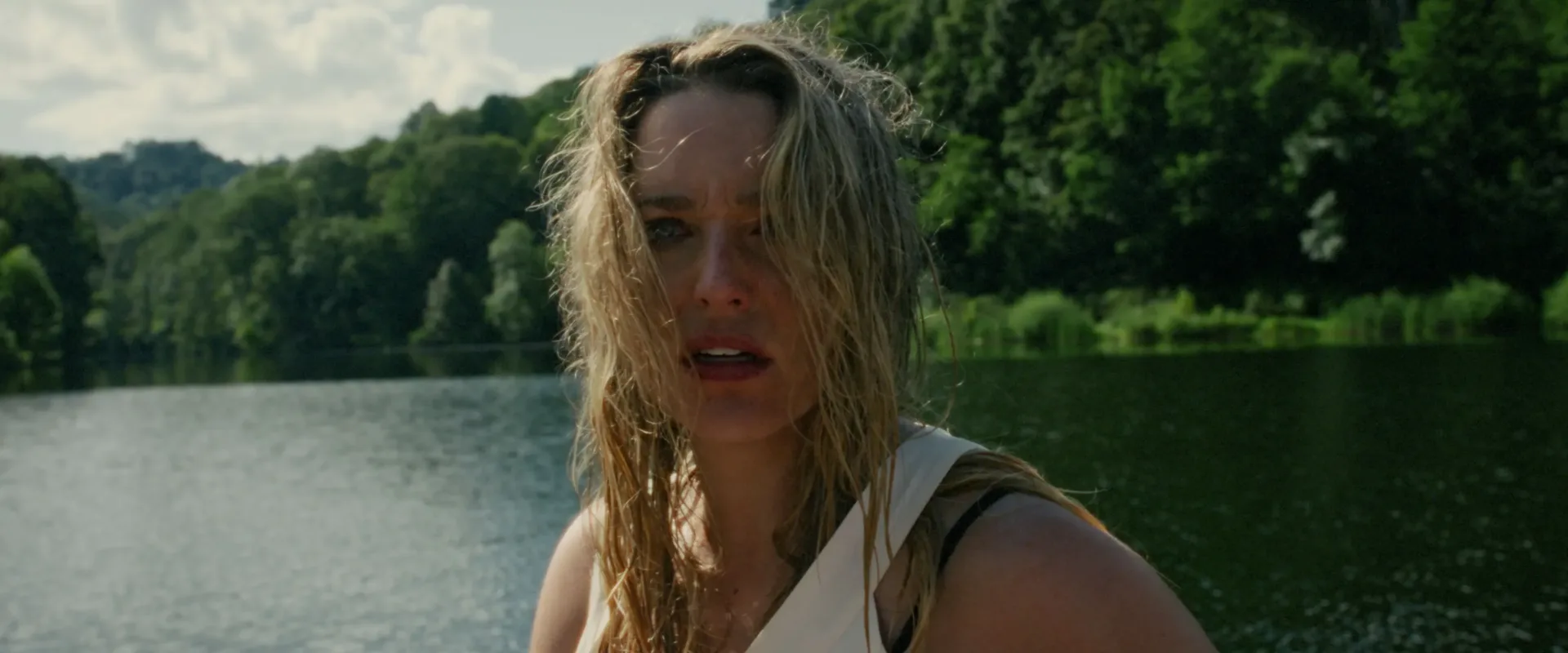 Jane Levy, Jessica Rothe and Max Mattern in the slasher film River