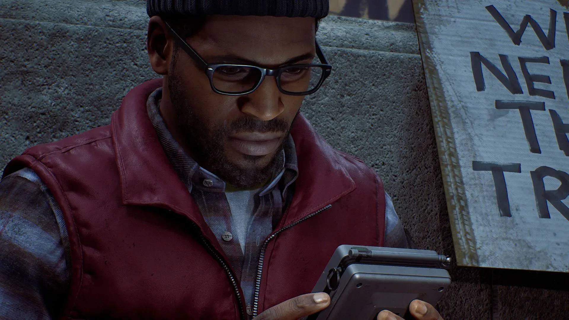 Simon Ordell using the CRTV to track an enemy outline in Silent Hill: Townfall