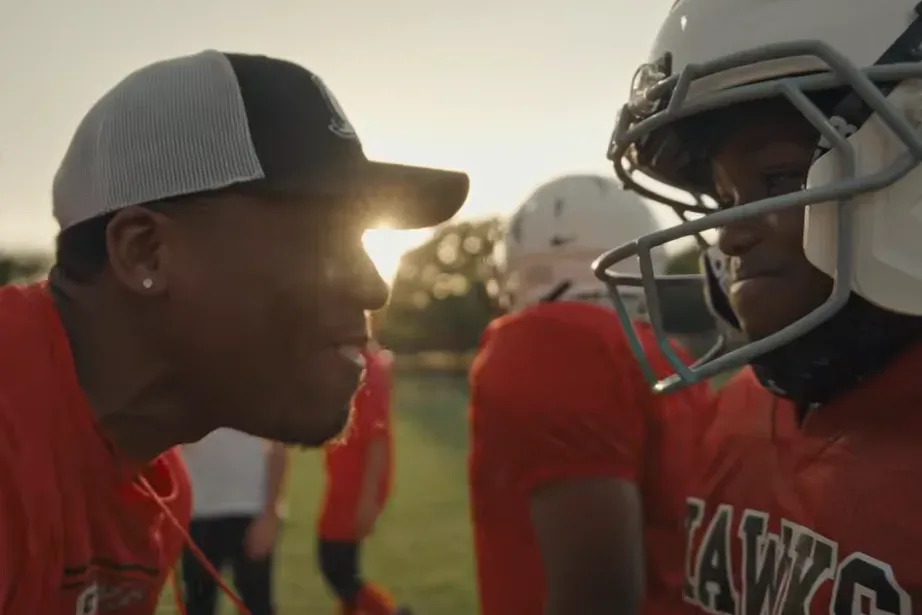 Peter Berg and Kyle Chandler connected to Netflix’s NFL Gameday opener