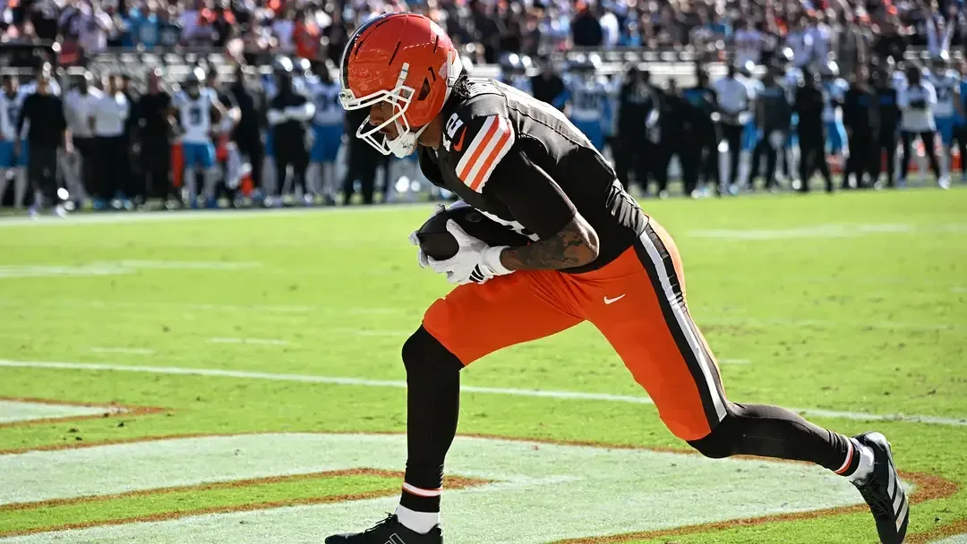 Cleveland Browns receiver Denzel Boston scores a two-point conversion against the Carolina Panthers