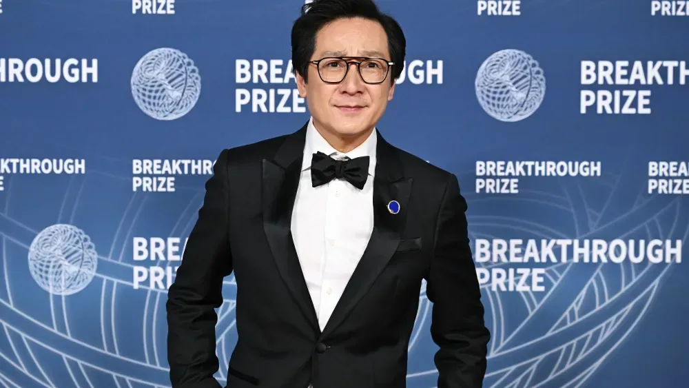 Ke Huy Quan at an awards event