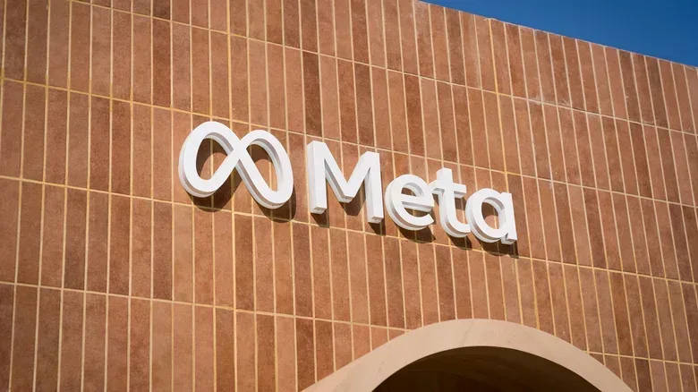 New Mexico courthouse exterior representing the Meta consumer-protection verdict