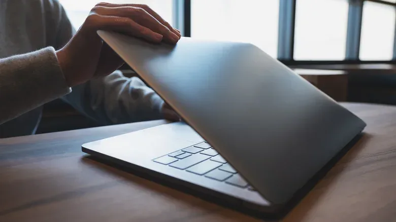 macOS System Settings showing battery and sleep controls