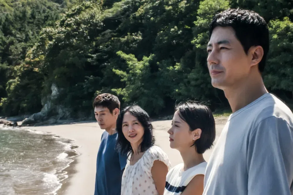 Jeon Do-yeon as Mi-ok in Lee Chang-dong’s Possible Love