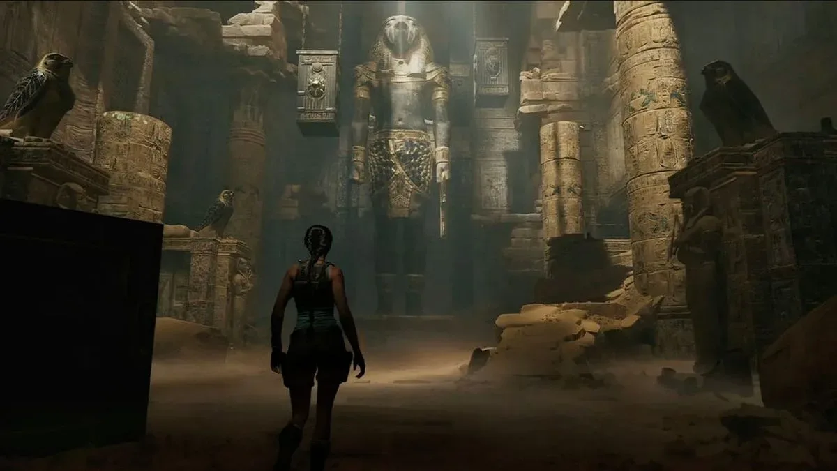Lara Croft explores an ancient tomb in Tomb Raider: Legacy of Atlantis