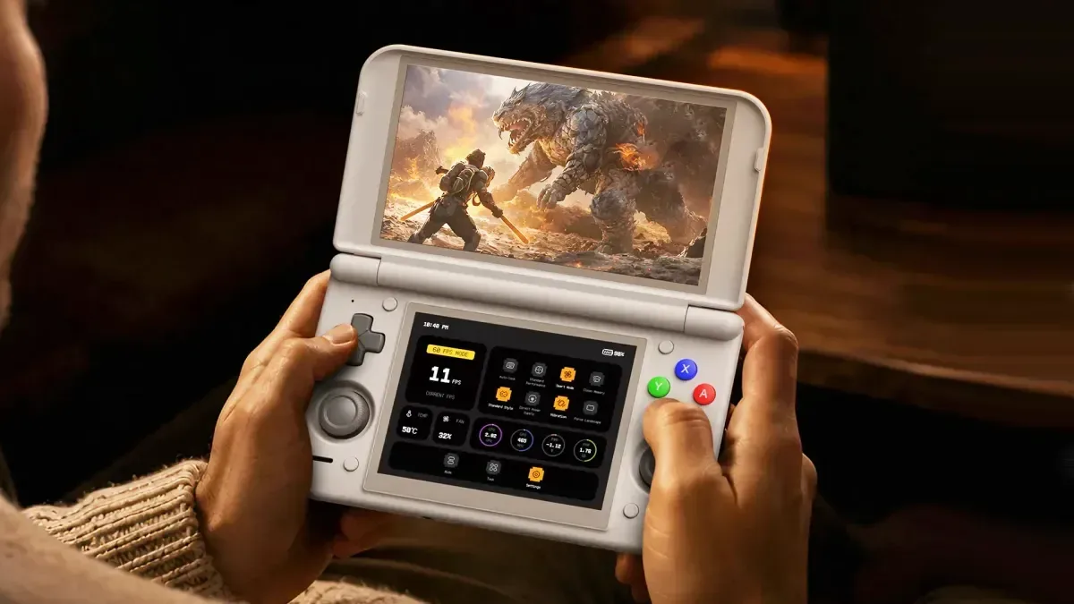 Retroid Duo Lite+ dual-screen handheld with 8GB RAM and 128GB storage