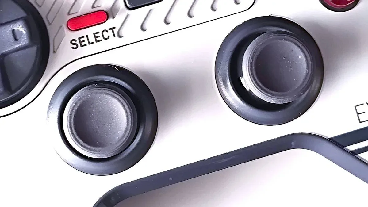 Rear view of the Evercade Dual Thumbstick Wireless Controller showing its contoured back