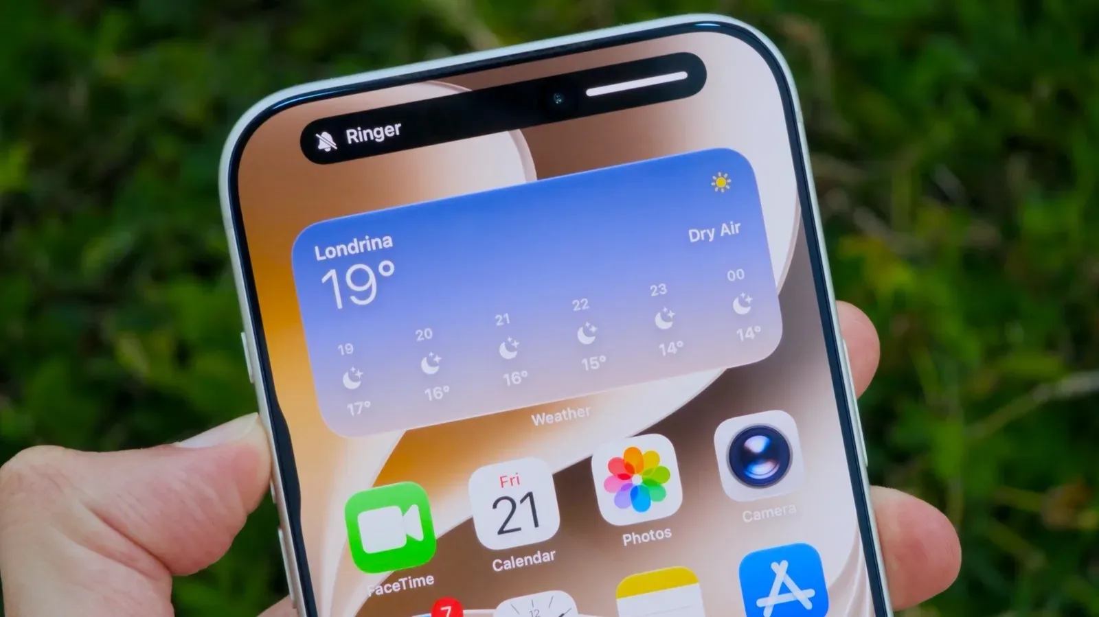iPhone Sounds & Haptics settings showing separate alarm and timer volume controls