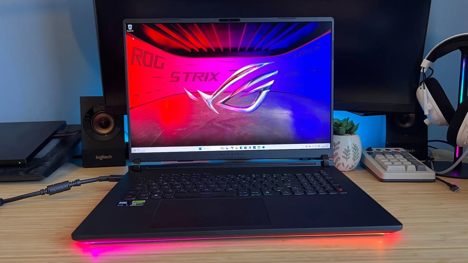 Asus ROG Strix Scar 18 (2026) Pairs 4K 240Hz Mini LED With RTX 5090 Muscle, but the Price and Bulk Are Serious
