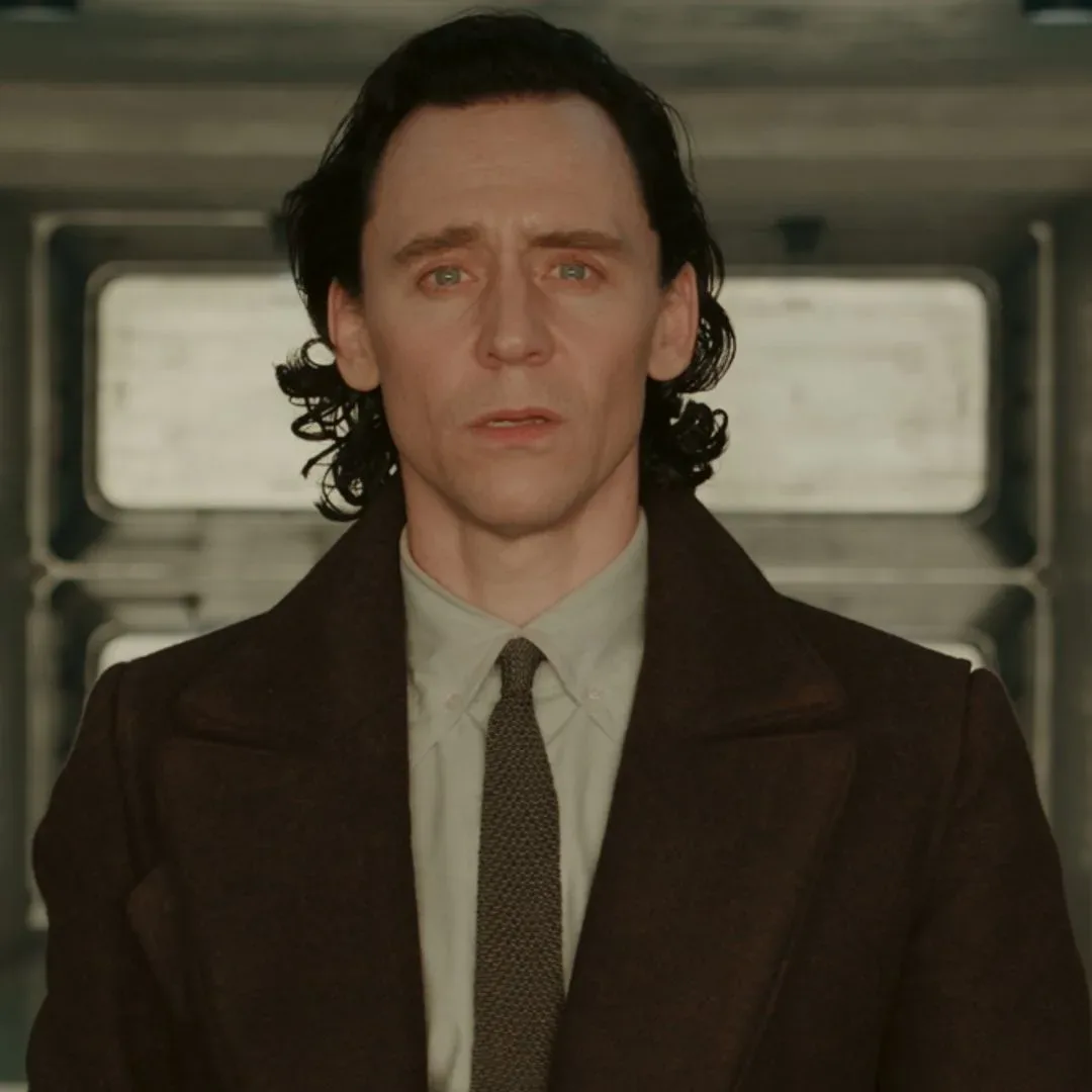 Tom Hiddleston as Loki and the Star Wars franchise discussed in entertainment news