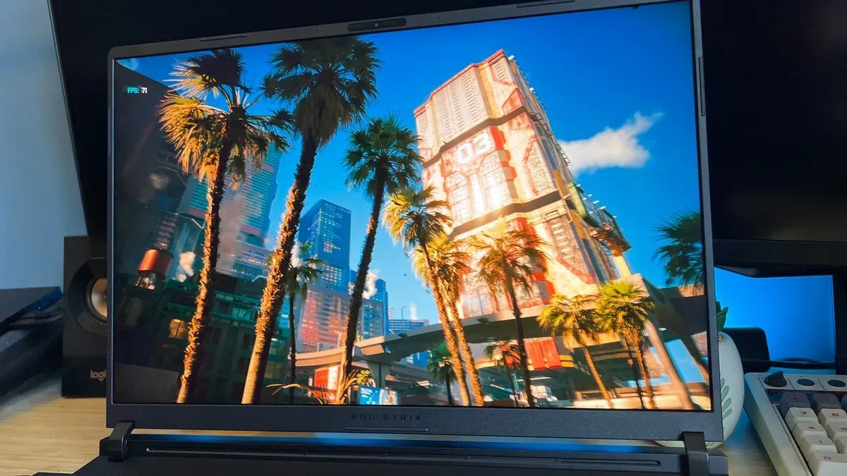 Cyberpunk 2077 external scene showing on Asus ROG Strix Scar 18 gaming laptop display