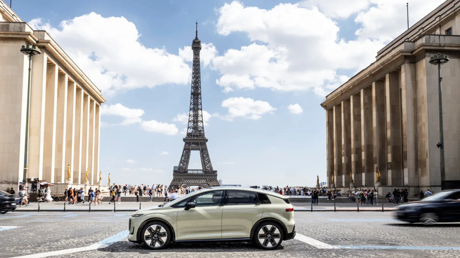 Audi A2 e-tron compact electric vehicle shown in profile