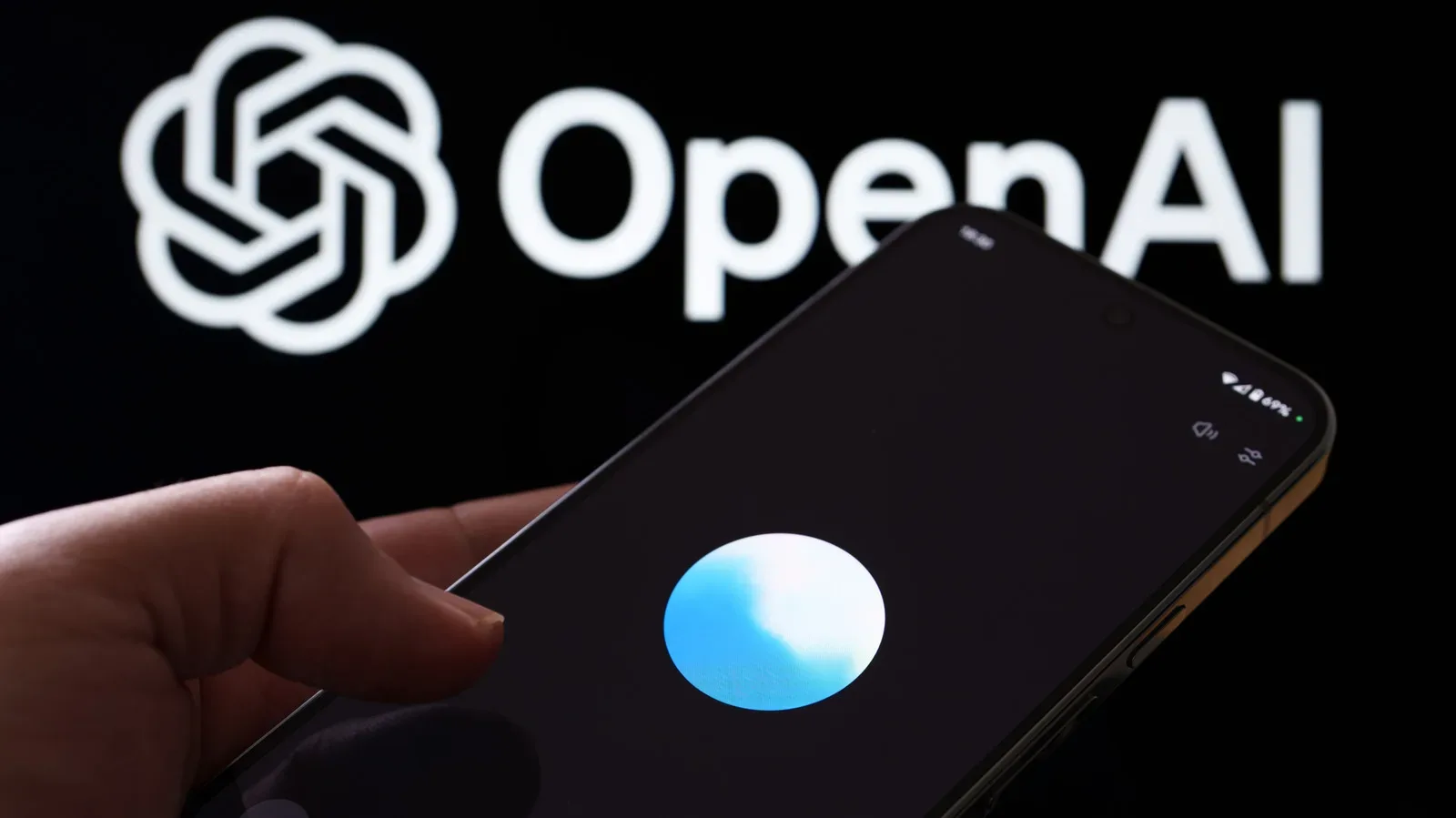 ChatGPT Voice and Gemini Live voice assistant comparison on a smartphone