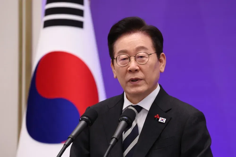 South Korean President Lee Jae Myung speaking about film investment and human-centric AI at the Lumière Summit