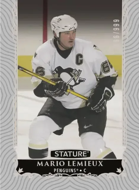 2025-26 Upper Deck Stature legends base card with foil border