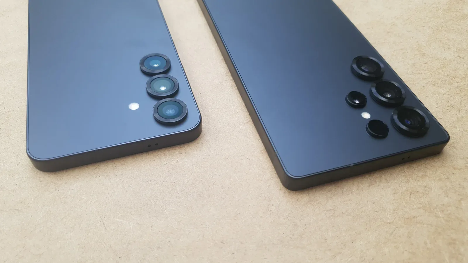 Samsung Galaxy smartphones shown with a software update screen