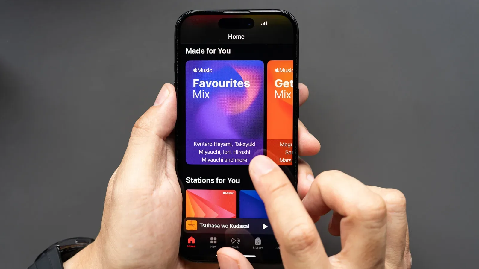 Apple Music audio quality settings showing Lossless Audio controls
