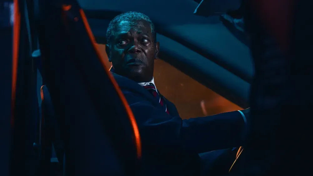 Renny Harlin directing Samuel L. Jackson in The Beast