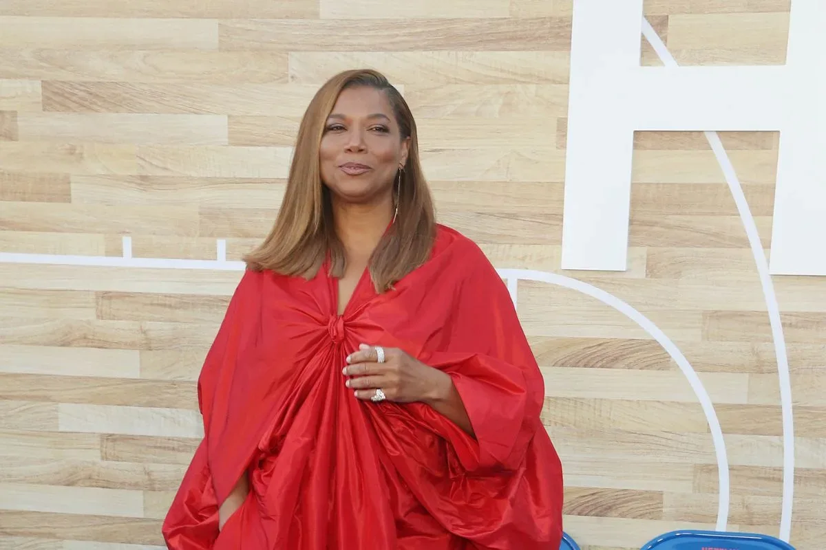 Queen Latifah considers a battle-round decision on The Voice
