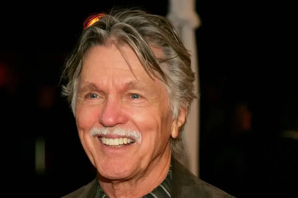Tom Skerritt as Dallas in Alien