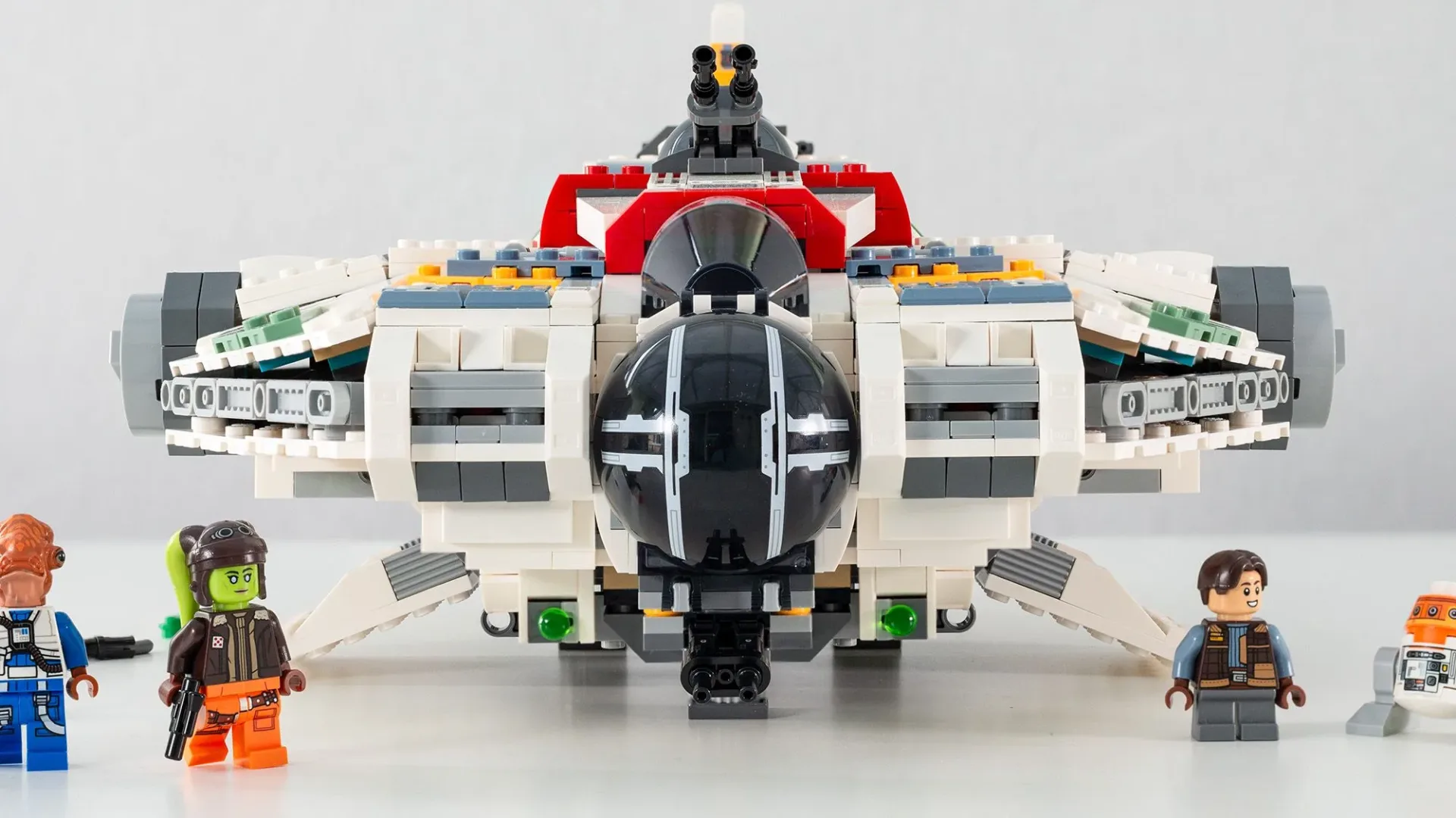 LEGO Pokémon Eevee brick-built character model