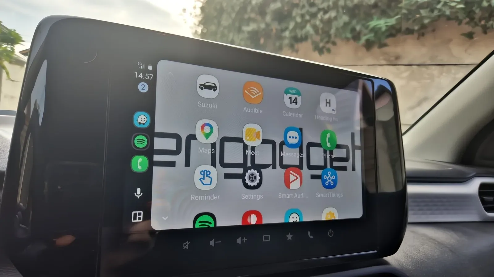Android Auto launcher displayed on a car infotainment screen