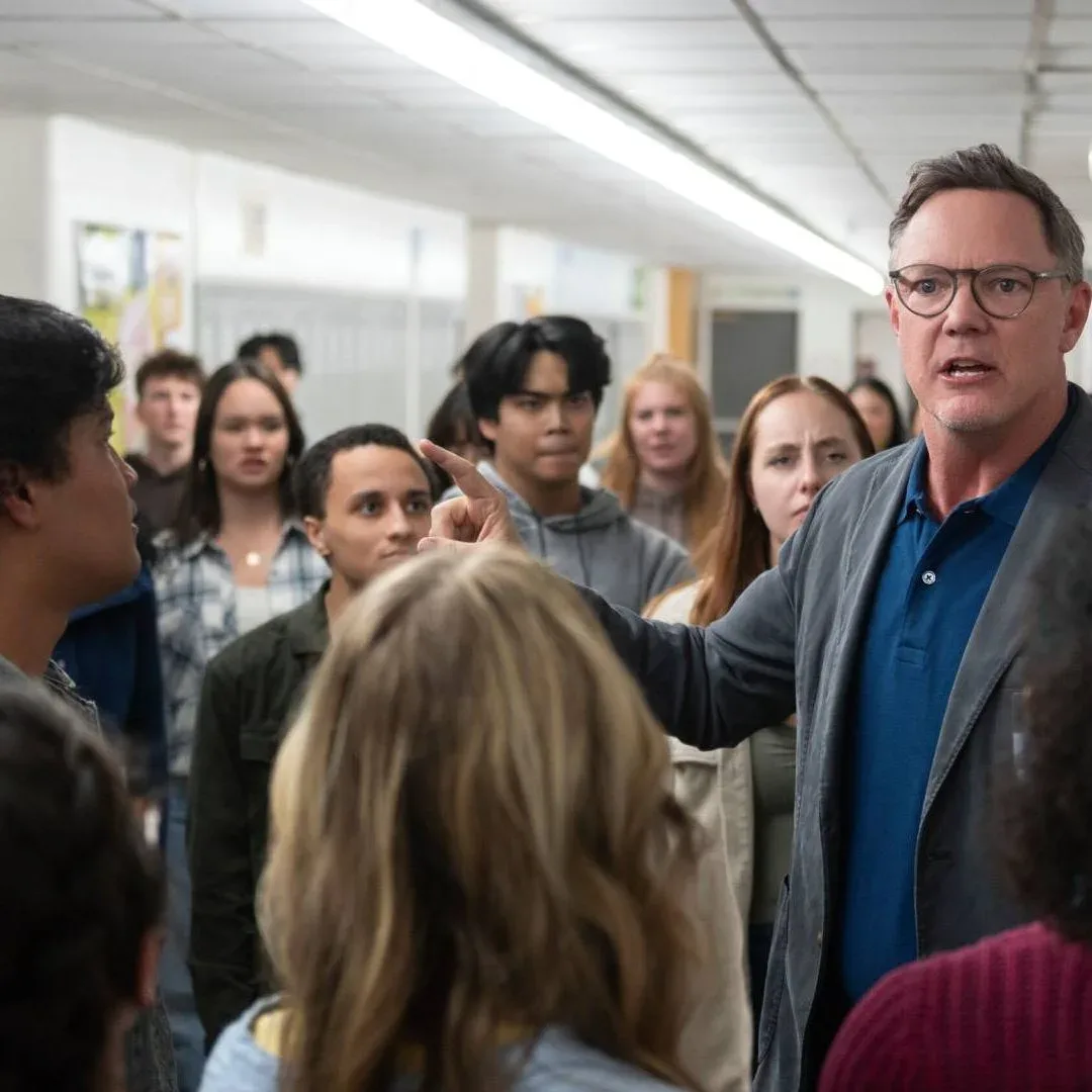 Matthew Lillard as Principal Henry Grayle in Carrie
