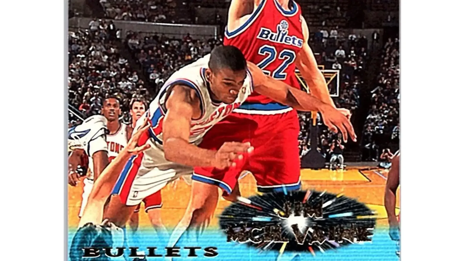Jim McIlvaine playing for the Washington Bullets during a 1995 NBA game