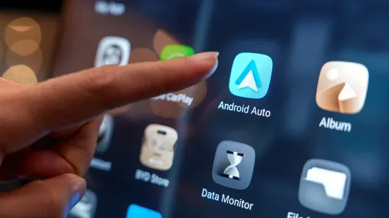 Bluetooth device pairing menu used to troubleshoot car audio autoplay