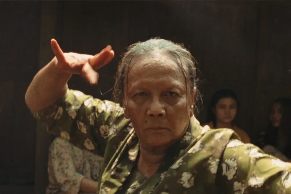 Christine Hakim as Sumiati in Ibuku