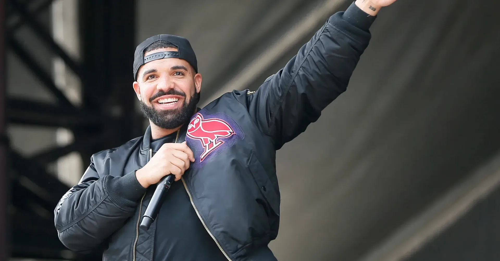 Drake’s HABIBTI (FOMO) deluxe edition reaches No. 2 on the Billboard 200