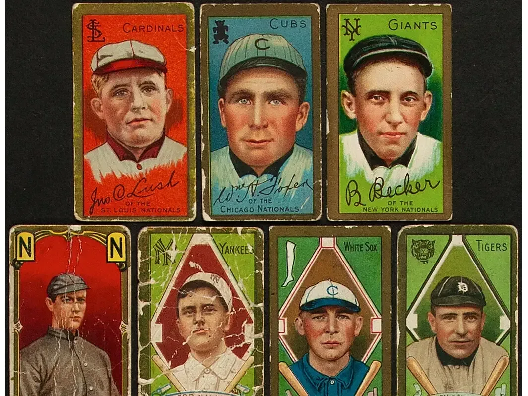 T207 Brown Background vintage baseball card front