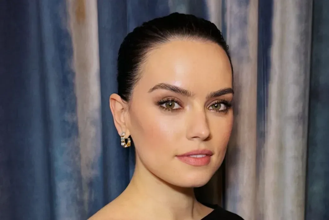 Daisy Ridley cast as Lee Crane in Voyage to the Bottom of the Sea