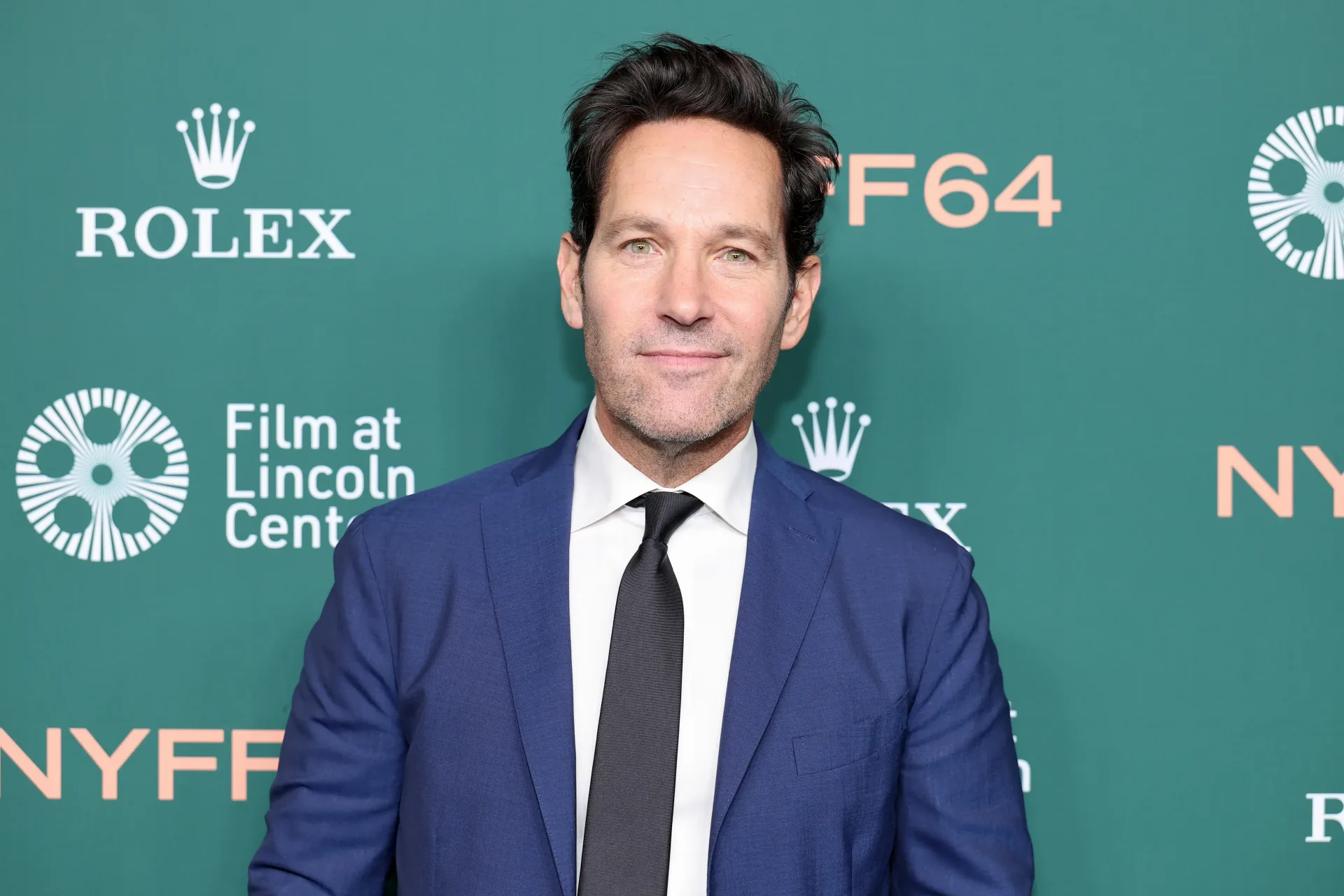 Paul Rudd discusses the phone-free production environment on A Statement