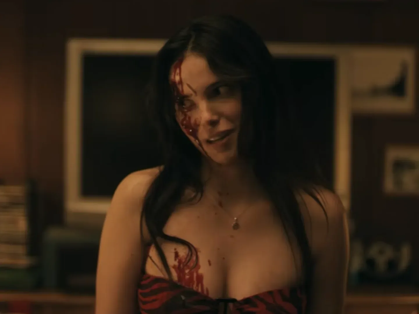 Inde Navarrette as Nikki in Obsession